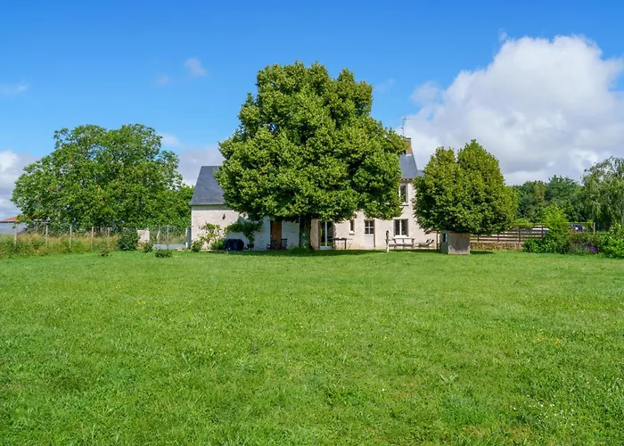 A L\'OMBRE DU TILLEUL nature campagne charme confort