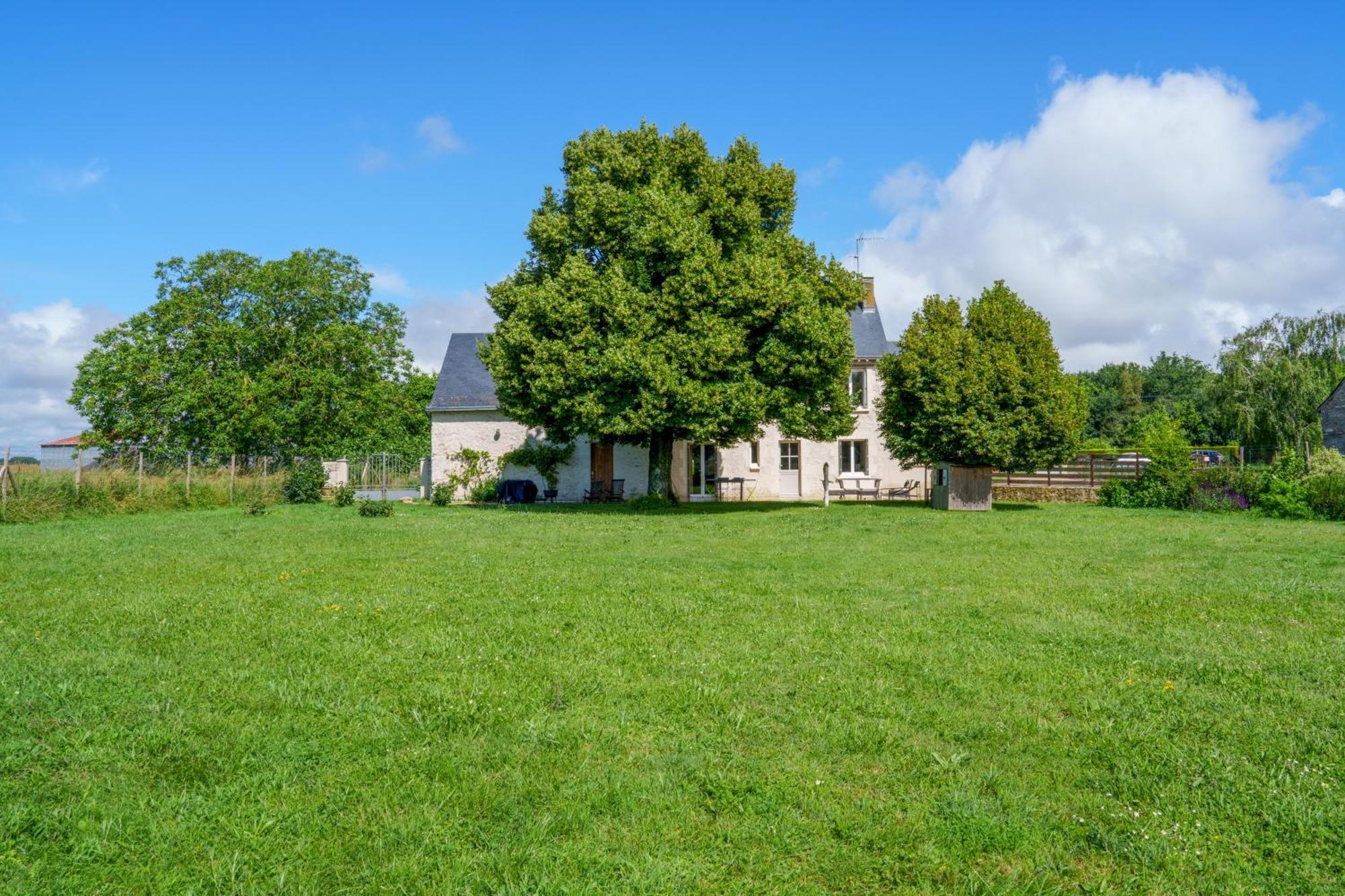 A L'ombre Du Tilleul Nature Campagne Charme Confort Hébergement de vacances